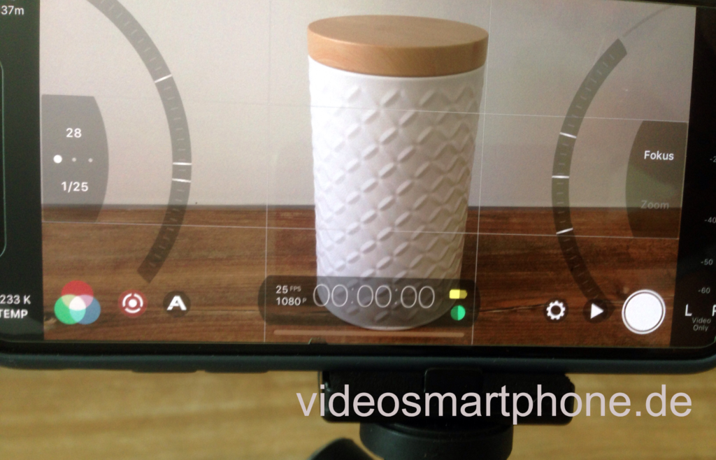 FiLMic Pro App gibt es sowohl für IOS als auch Android, es bietet hilfreiche Einstellungsmöglichkeiten beim Filmen.